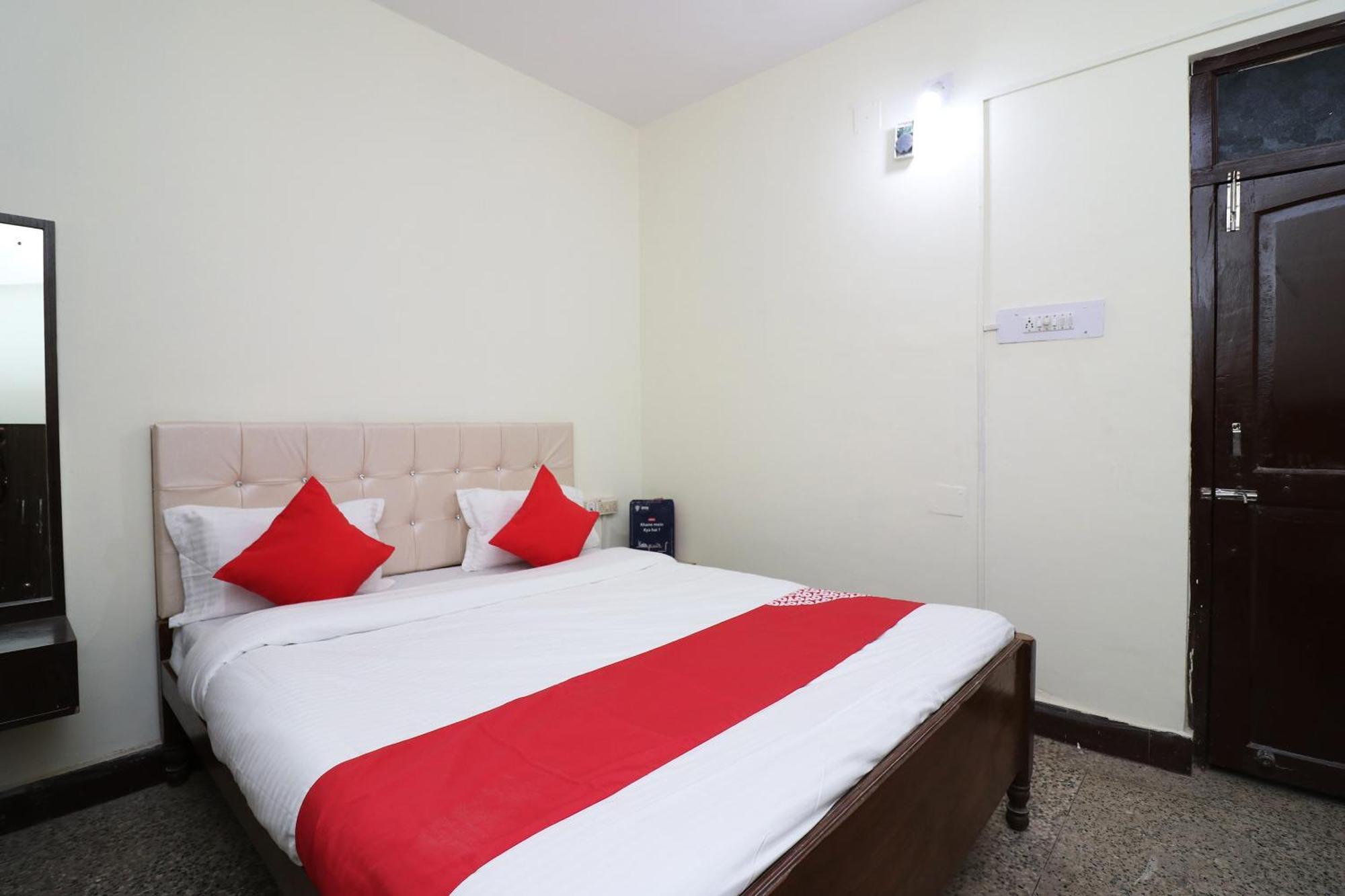 Hotel Shreya Бхубанешвара Экстерьер фото